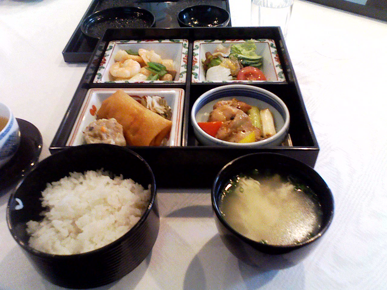 突撃！！私の昼ごはん