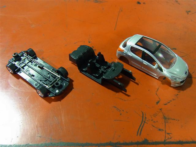 プジョーを3台同時購入したスーパーセレブ！