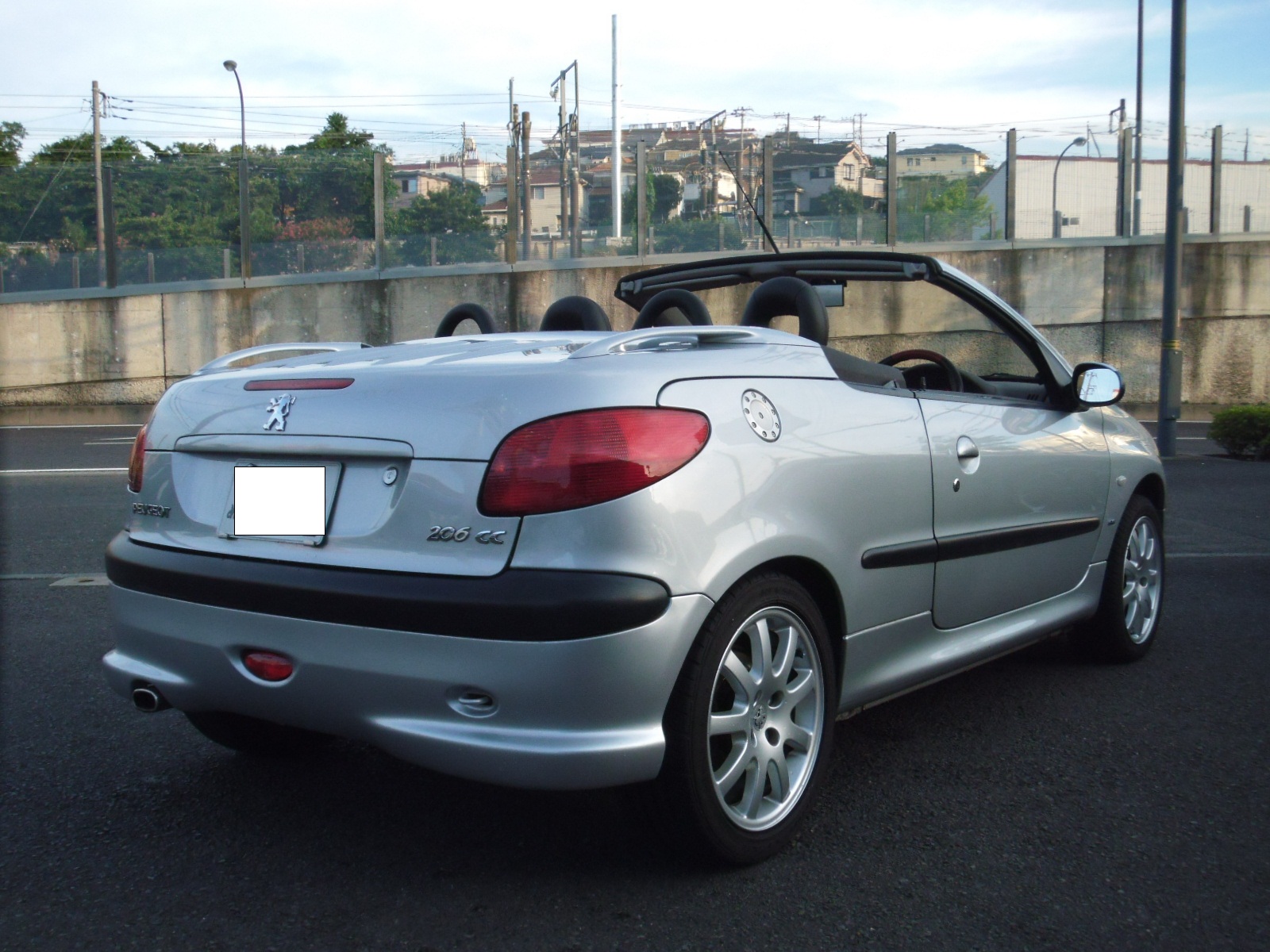 プジョー中古車速報！！