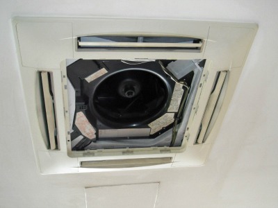 エアコンフィルター、汚れていませんか？