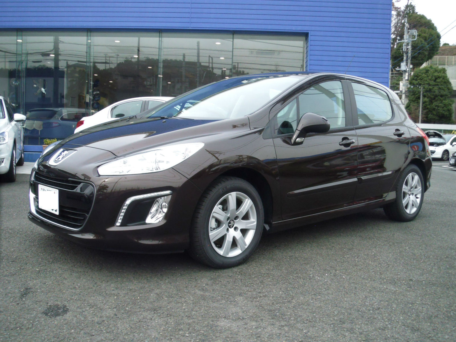 ３０８（５ドアＨＢ）のマニュアル車ご試乗出来ます！！