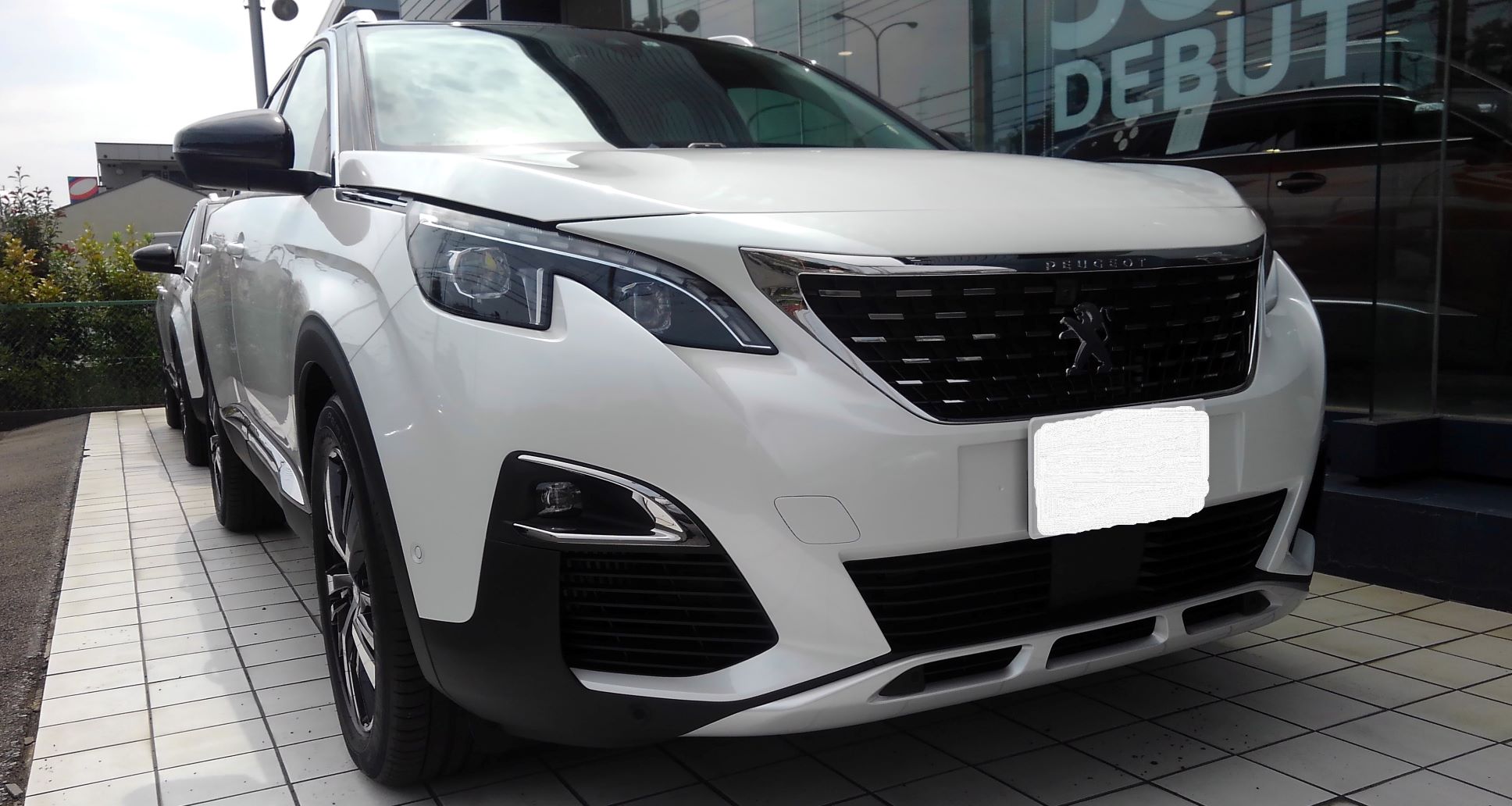 5008ガソリンの試乗車が入りました。