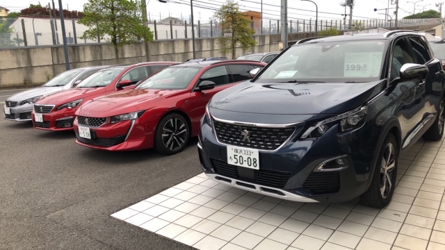 認定中古車もございます