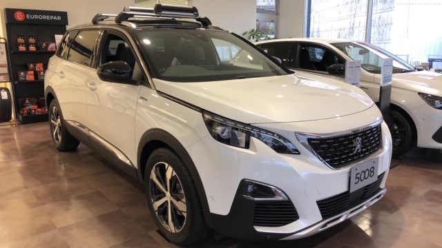 認定中古車もございます