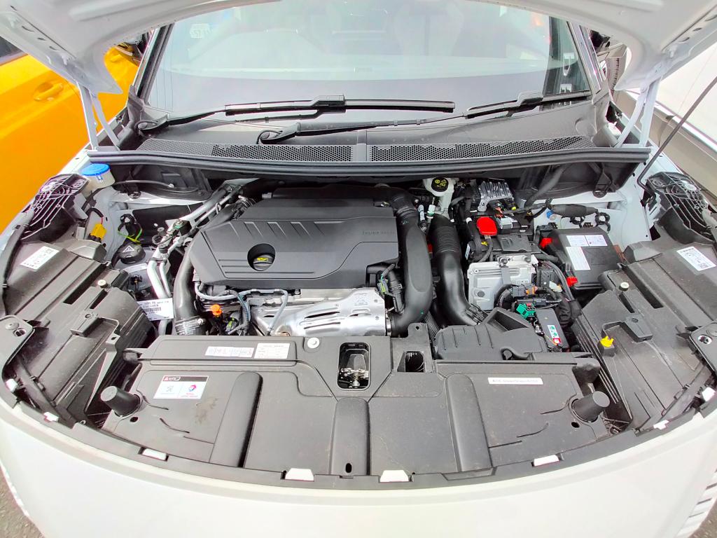 ３００８ＨＹＢＲＩＤ４インテリア