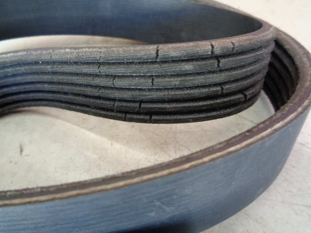 ドライブベルトの劣化