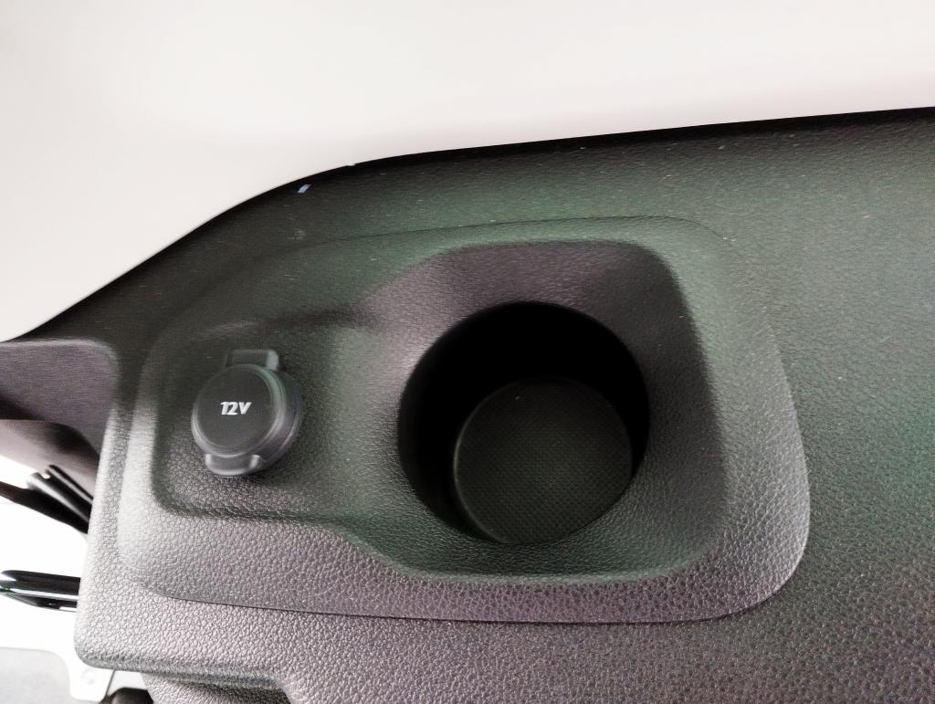 RIFTER LONGの３列目シートについて（インテリア編）