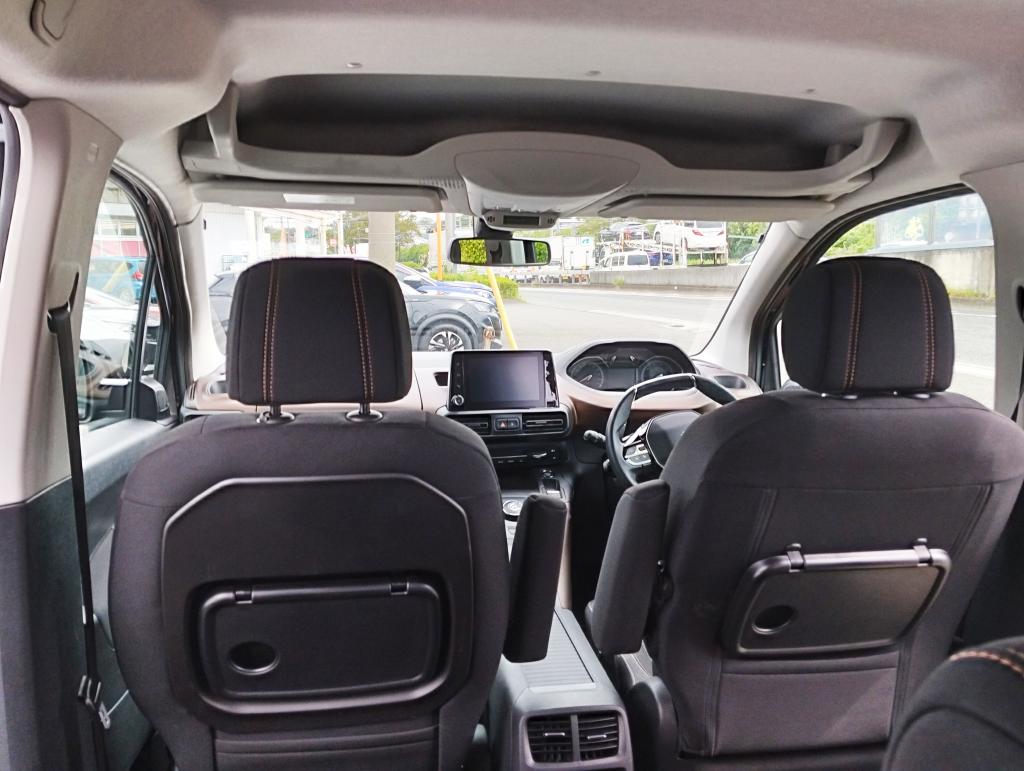 RIFTER LONGの３列目シートについて（インテリア編）