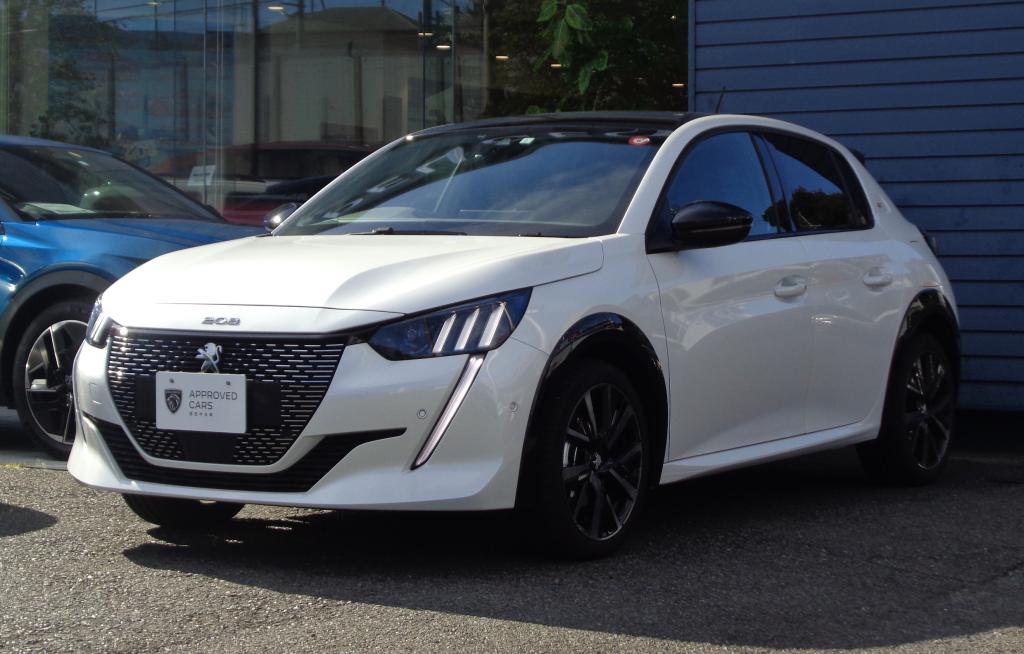 試乗車特別販売のお知らせ【208 GT パールホワイト　289万円　2023年式】