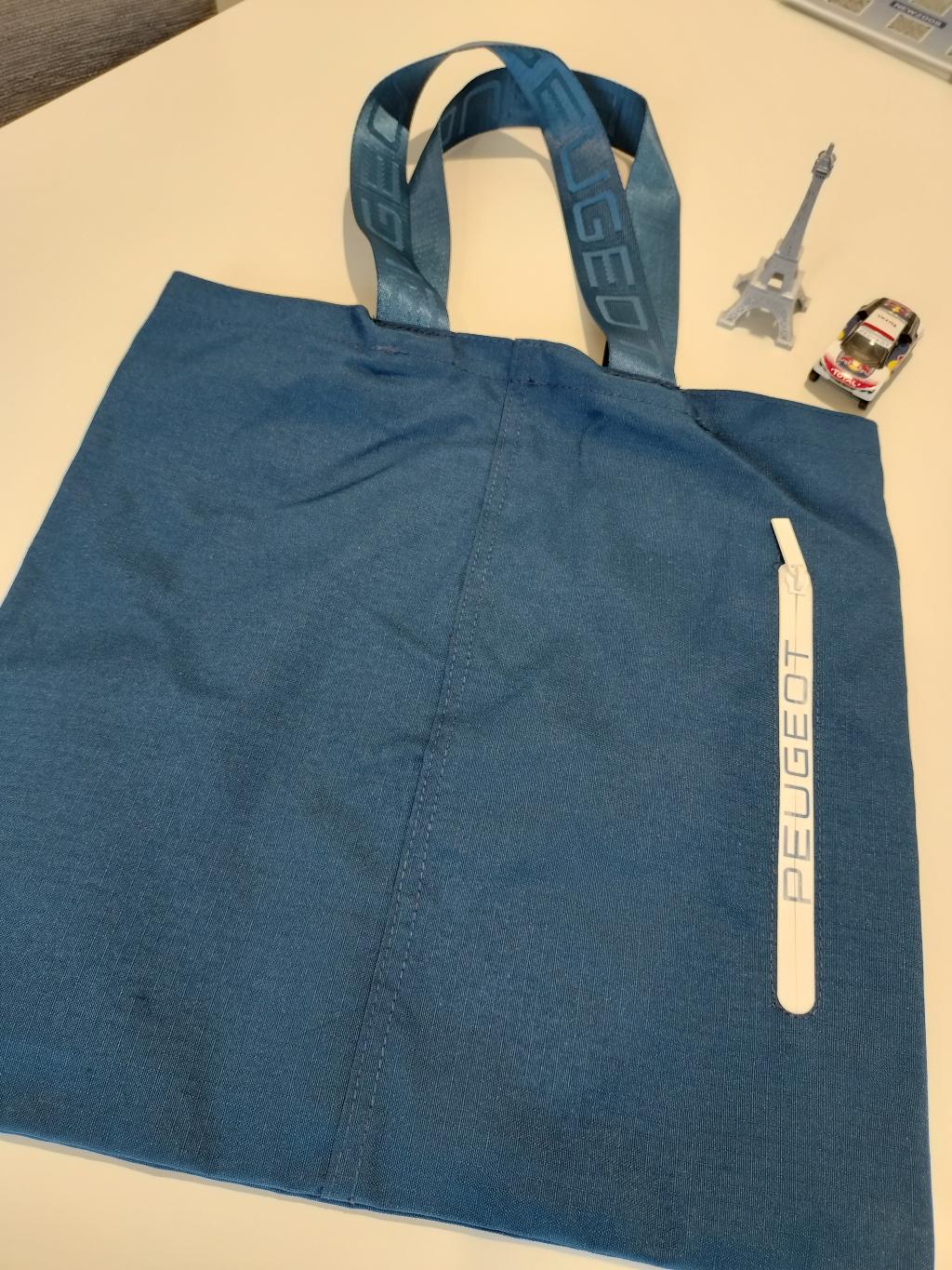 トートバッグ入荷！