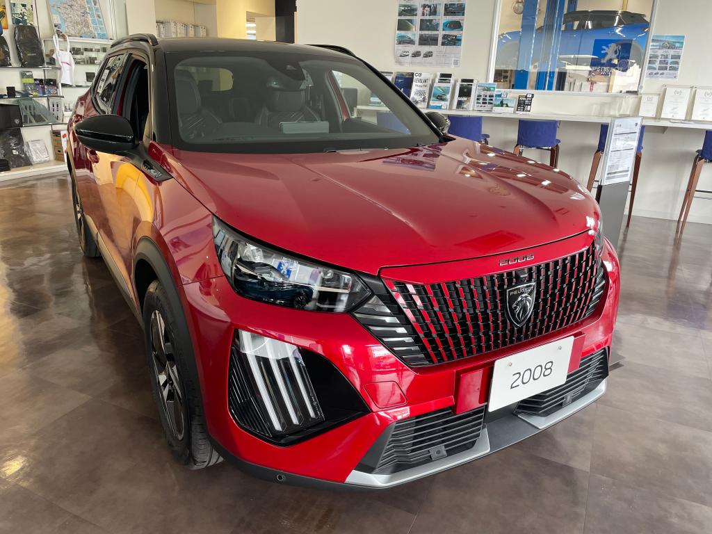 PEUGEOT2008（エクステリア）