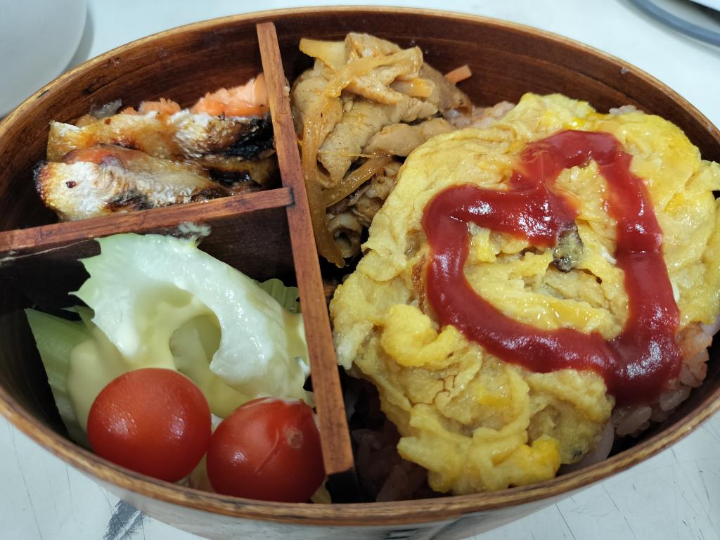 いつもお弁当作りは夫です( ´艸｀)