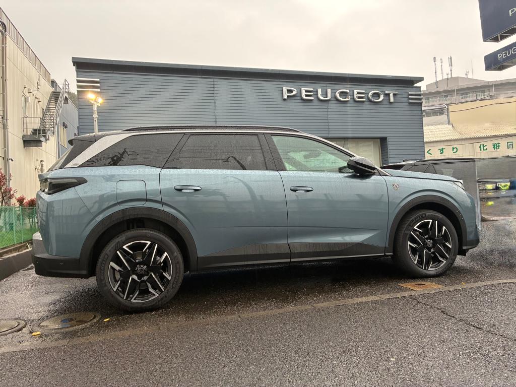 5008の2列目と3列目（インテリア編）