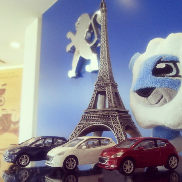 208に乗ると・・・